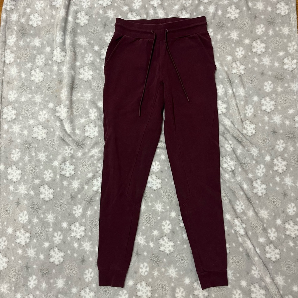 Alphalete identity joggers